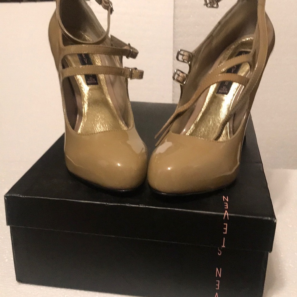 Steven by Steve Madden heels 7.5